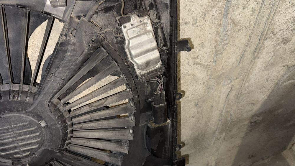 Перка от W212 M272 двигател