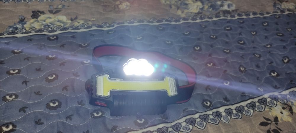 Налобный фонарик