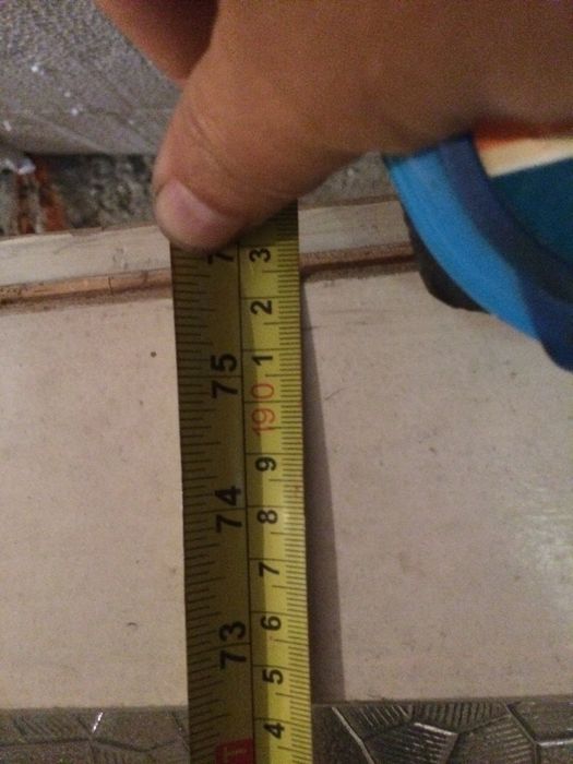 vand usi lemn clasic