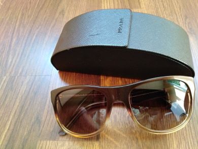 Слънчеви очила Prada