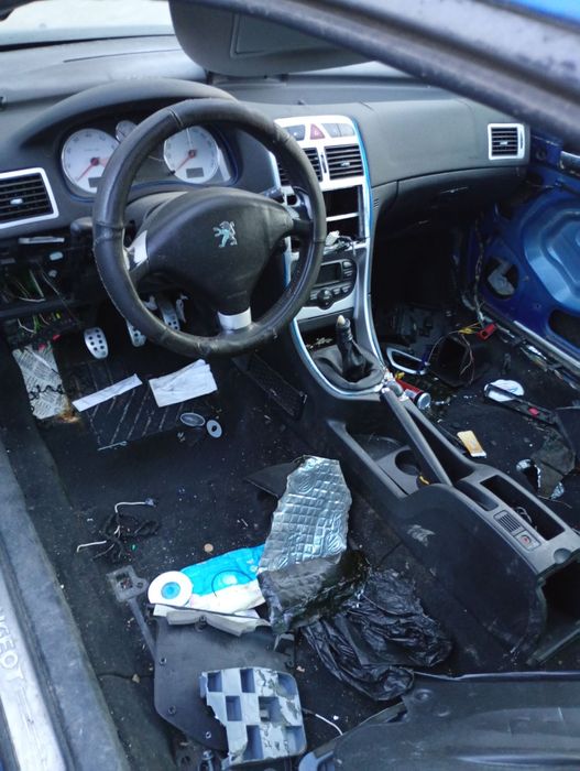 500 ЕВРО Peugeot 307cc 2.0 бензин -газ Цяла за Части