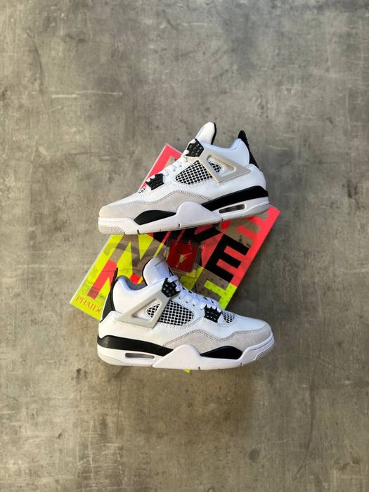Air Jordan 4 Retro "Military Black"