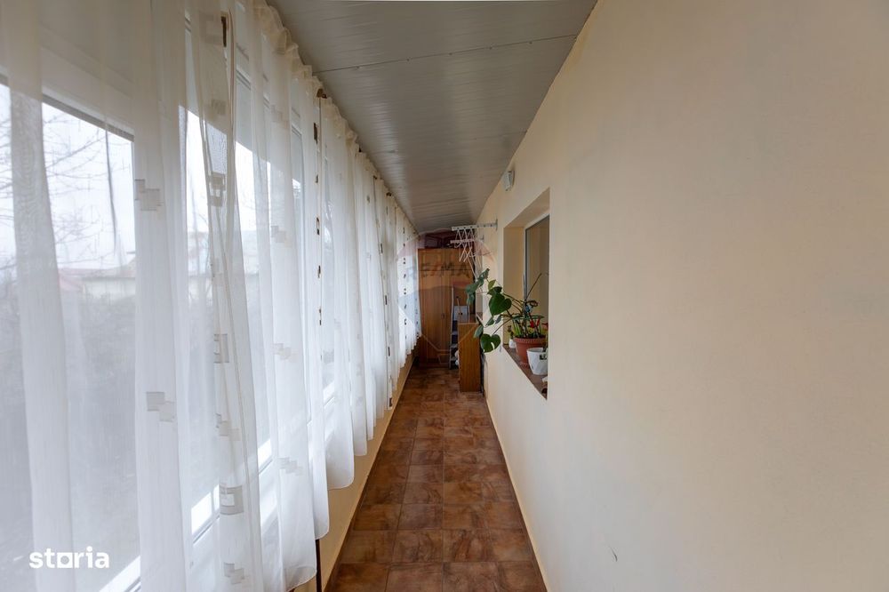 Apartament cu 2 camere semidecomandat, zona Ura, str. Electricienilor