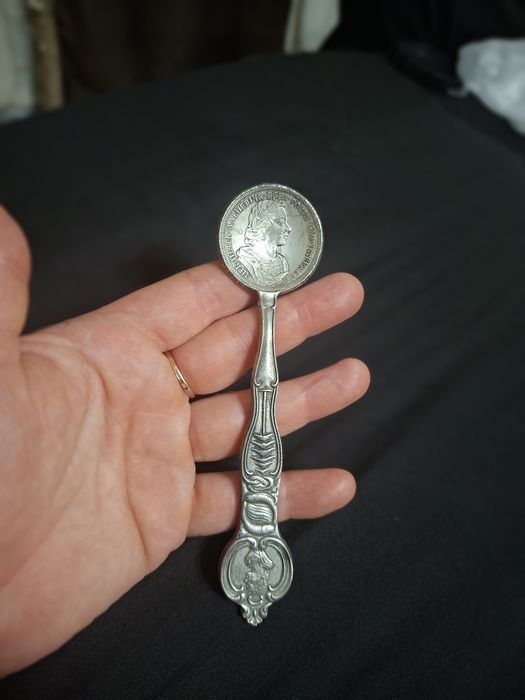 Продам царские монеты