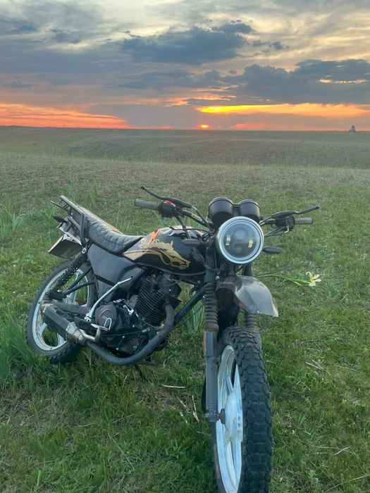Suzuki Gsx 200 кубов