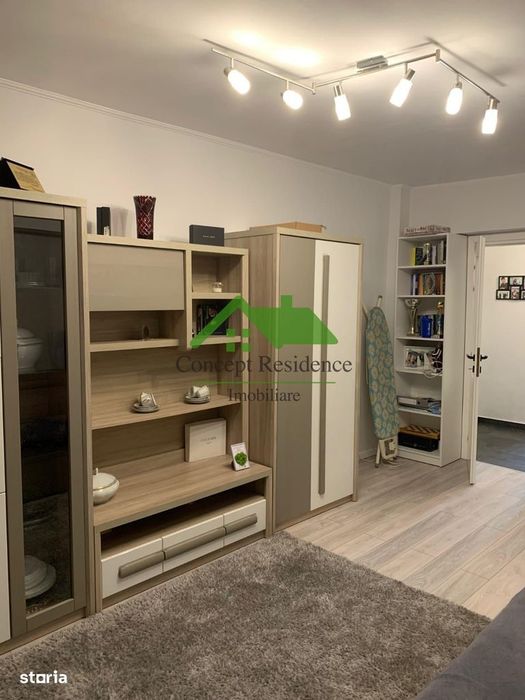 3 camere, bloc cu lift, renovat 2021 – zonă centrală — fotografia 1