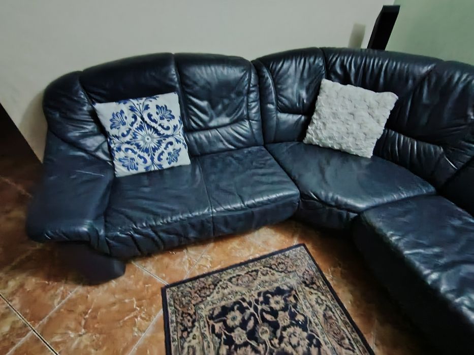 Colțar piele+ fotoliu