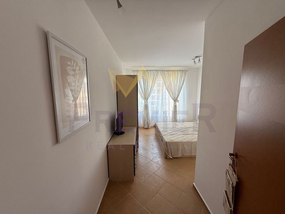 Продава се Тристаен апартамент в к.к. Слънчев бряг - 84 кв.м за 638 €/кв.м - Снимка #9