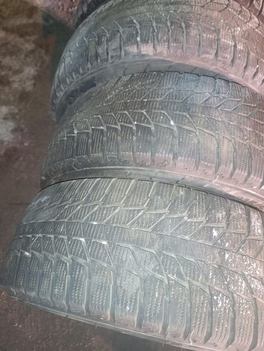 Продам зимние шины R17