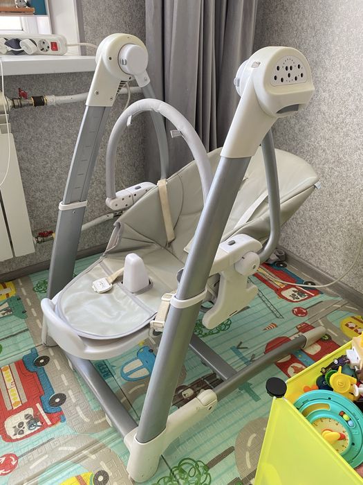 Продум стульчик(качели) для кормления