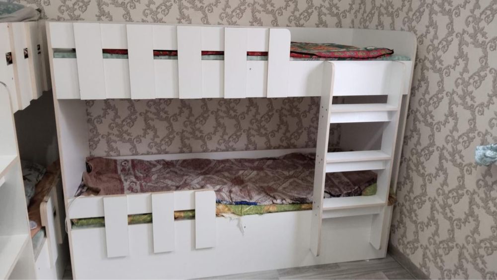 срочно продам кравать 2 штук