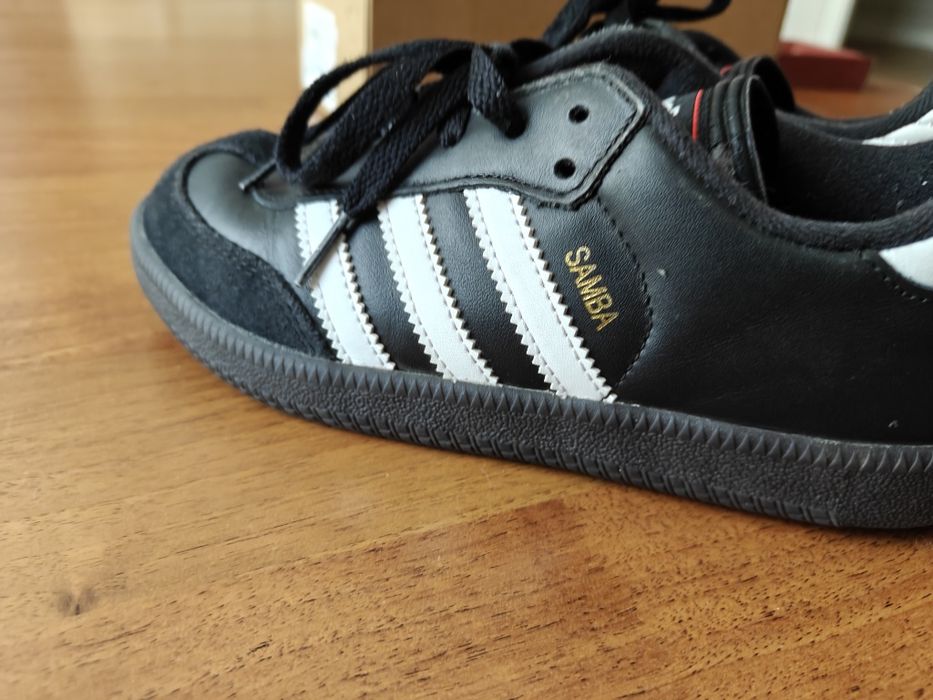 Продам кросовки Adidas 35 размер