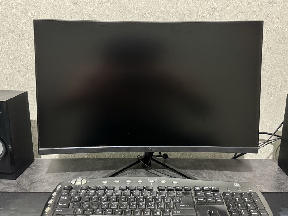 Игровой монитор сотилади 24 тали диагональ