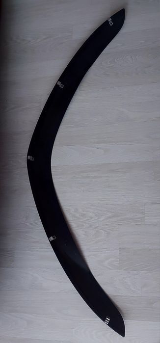 Мухабойка на капот