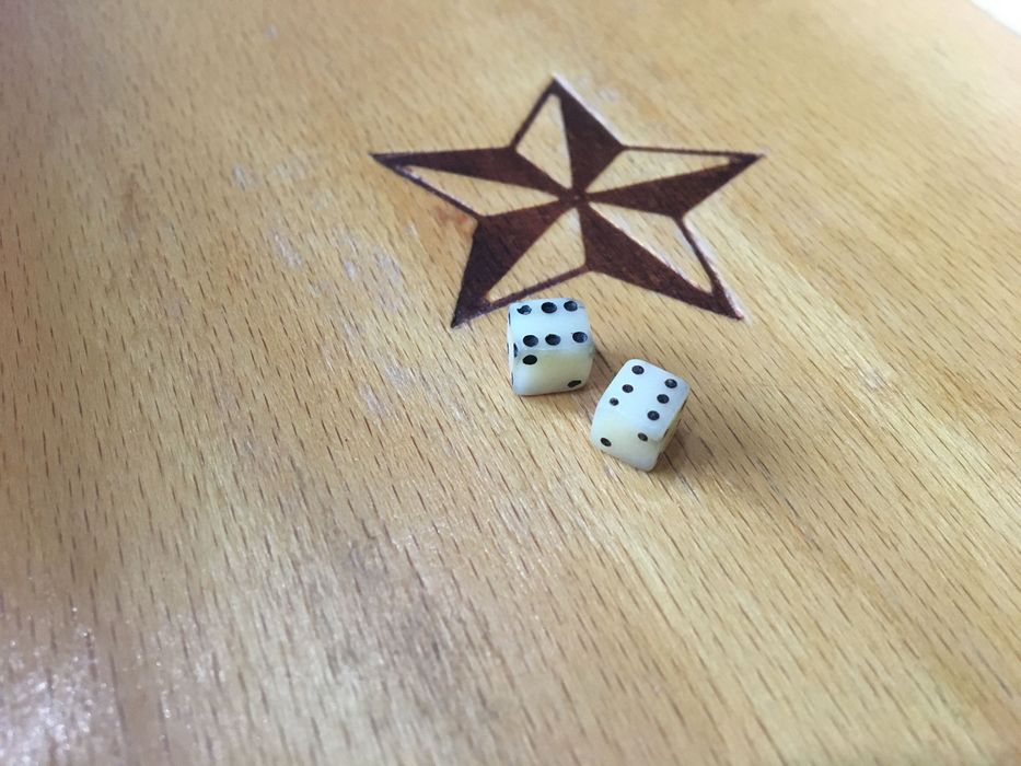 Табли и шахове в много добро състояние