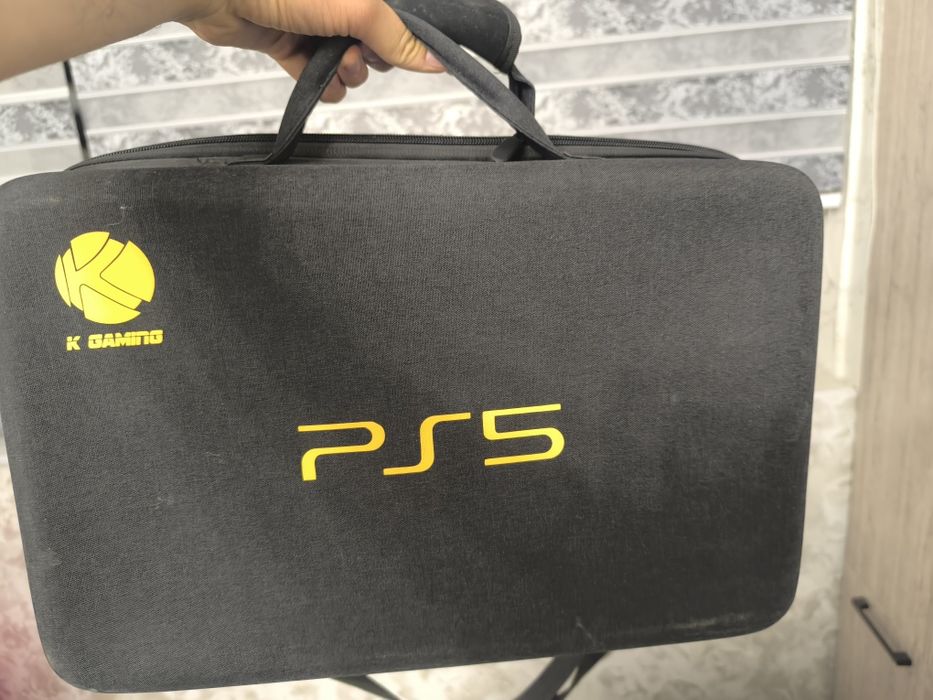 Playstation 5 Slim 1TB + games