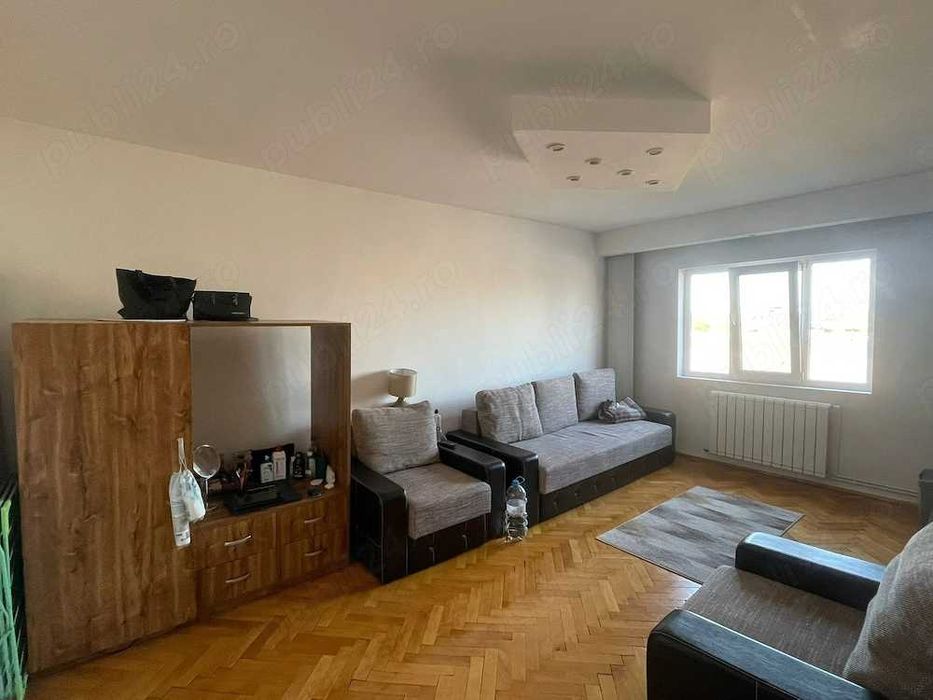 Proprietar inchiriez apartament 3 camere Zona Soarelui