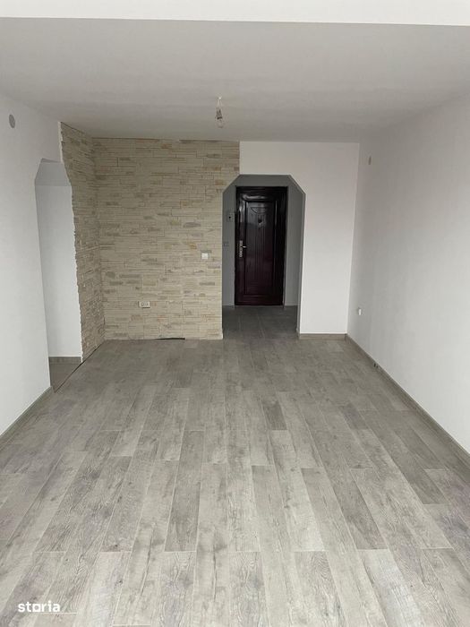 De vanzare apatament 2 camere, zona V-uri
