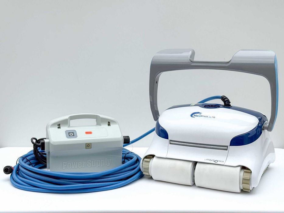 Robot curățare piscină Dolphin Maytronics Maximus X70
