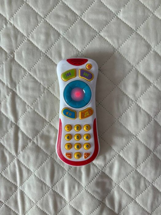 Дървени и музикални играчки – Eichhorn, Hape, Fisher Price – като нови