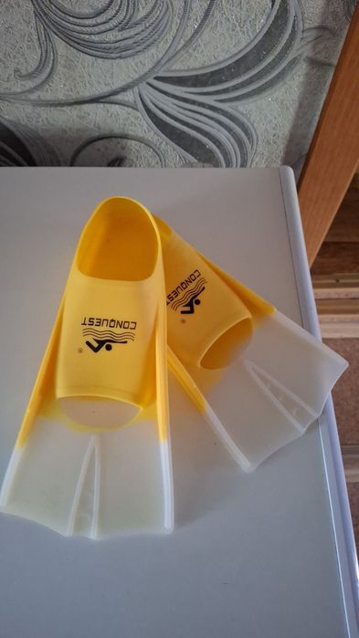 Продам ласты новые