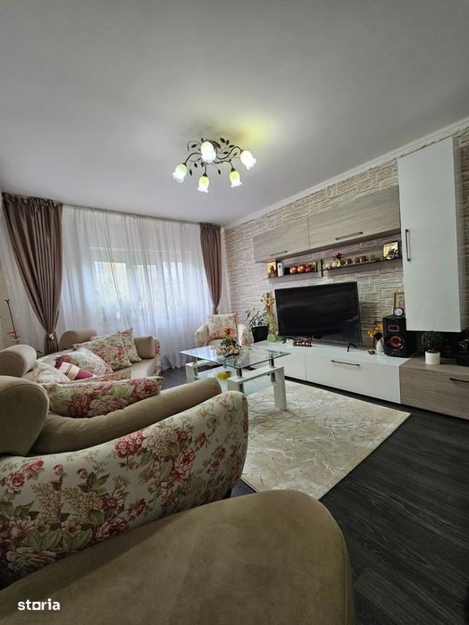 Decomandat, LUX,gaze si apa separat, mobilat. Craiovita 3/4