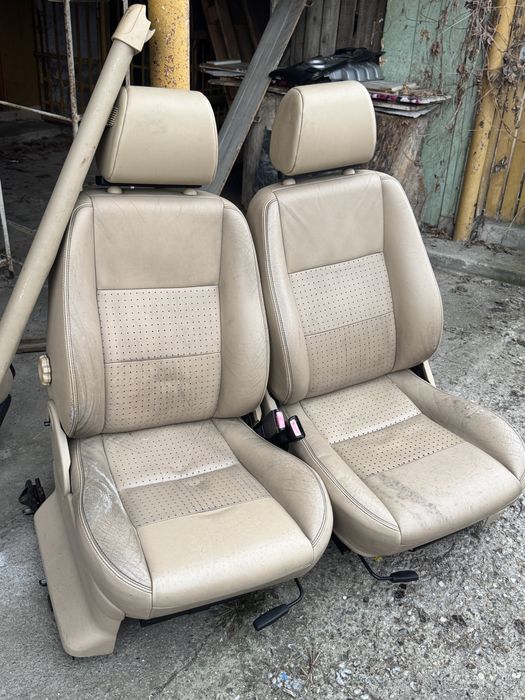 Interior piele crem scaune bachete freelander