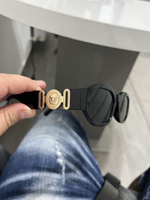 Ochelari de soare versace si prada