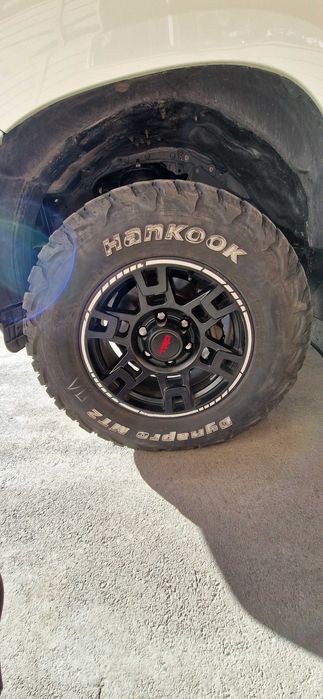 Шины М\Т  Хенкук! 265\70\17