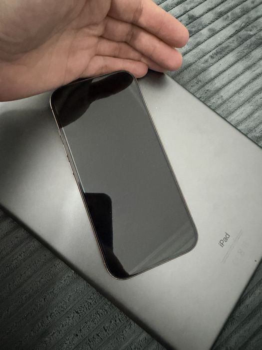Iphone 16 pro desert titanium