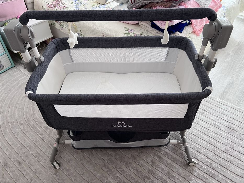 Продается манеж-кровать