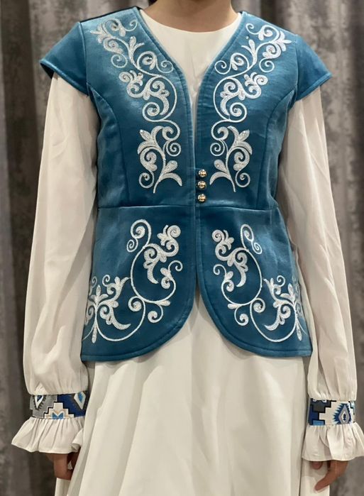 Жилетка мен тақия