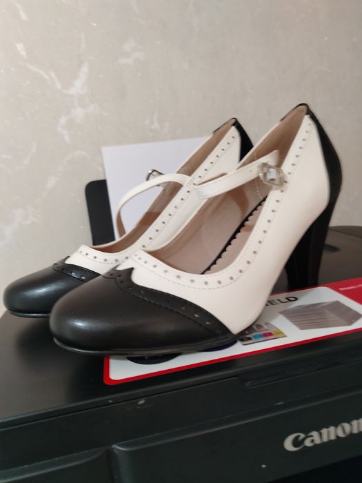 Продам туфли женские 38 размера