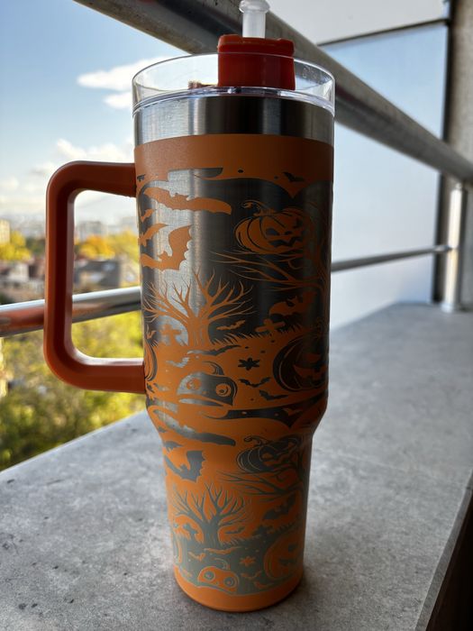 Гравирани Термочаши “Хелоуин” и “Котки в звездна нощ”