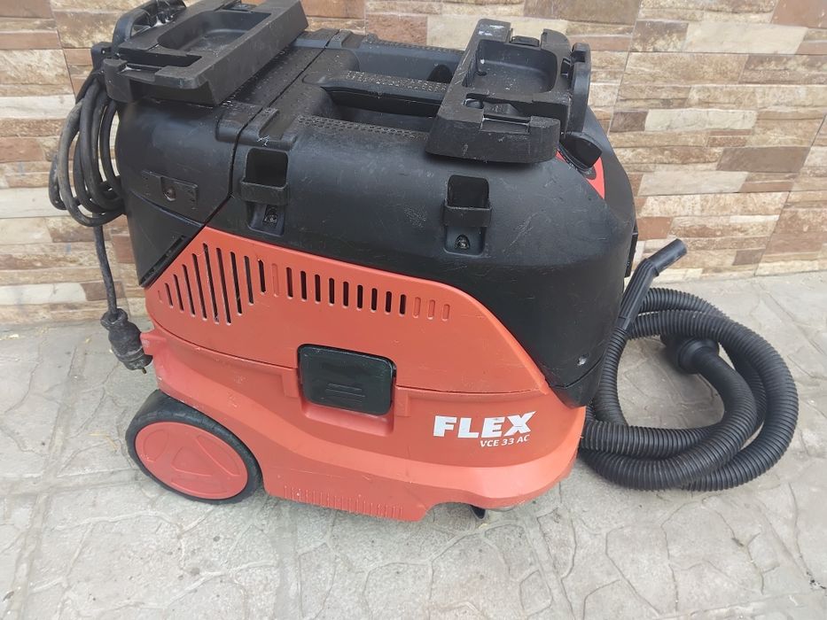 Flex vcl 33 ac Прахосмукачка със Контакт/Тупалка Сухо Мокро Строителство