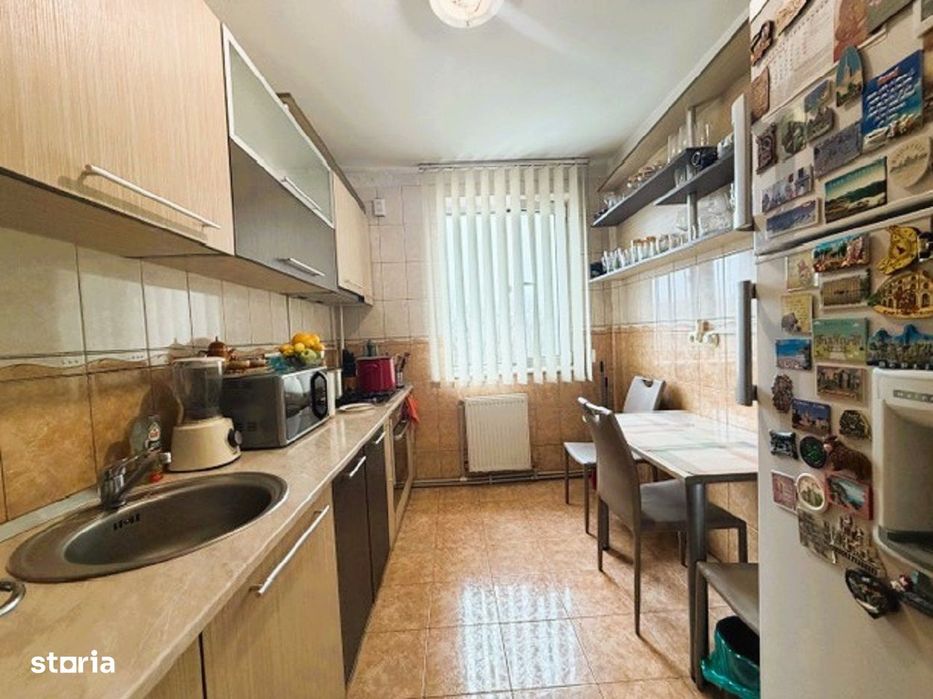 Apartament 3 camere  vis a vis de Prefectura