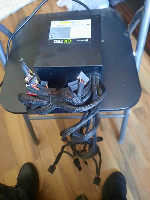 sursa corsair cx750w