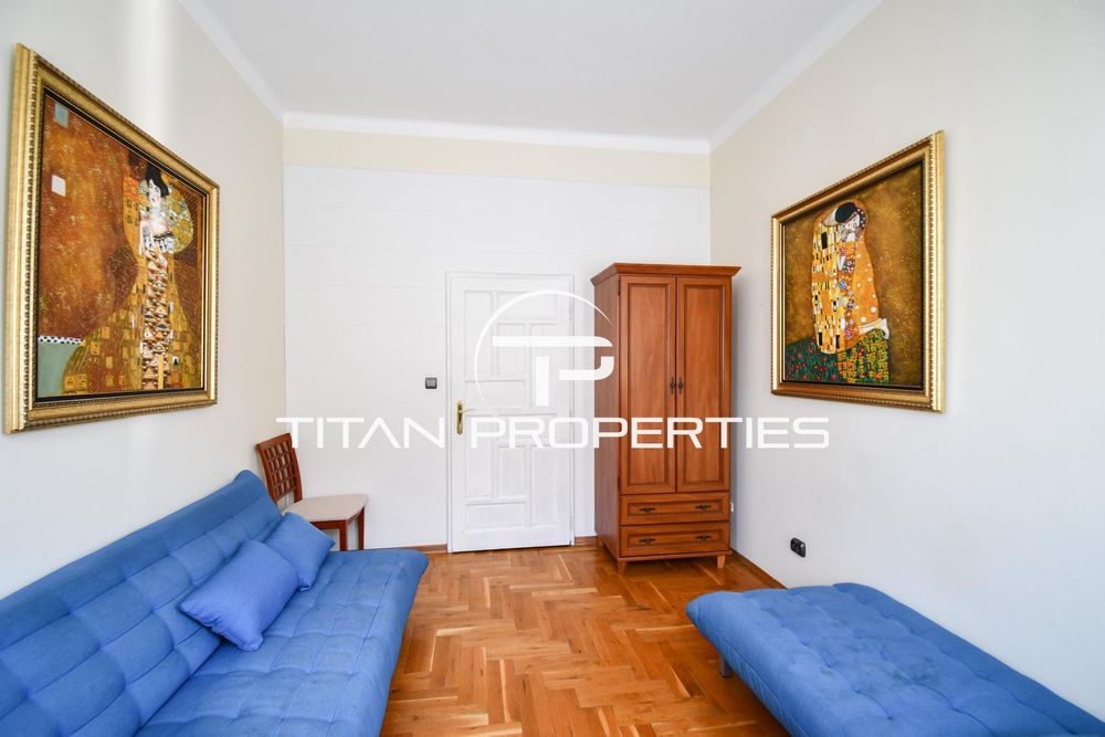 Четиристаен, под наем, Център - Докторски паметник