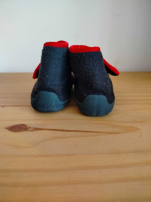 Детски пантофи №23 и №26