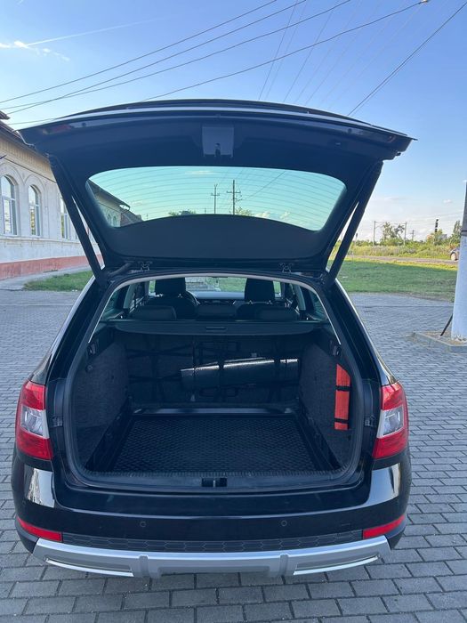 Vând Skoda Octavia Scout 4×4