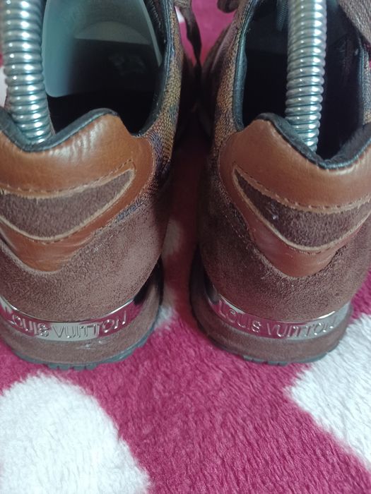 Vind pantofi sport luis viton