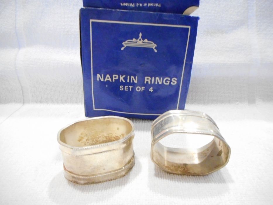 set de 4 napkin rings silverplate