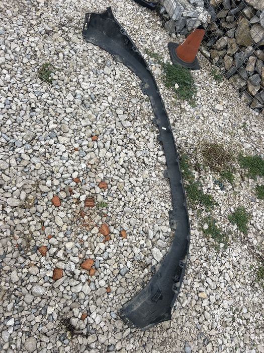 Спойлер предна броня peugeot 2008