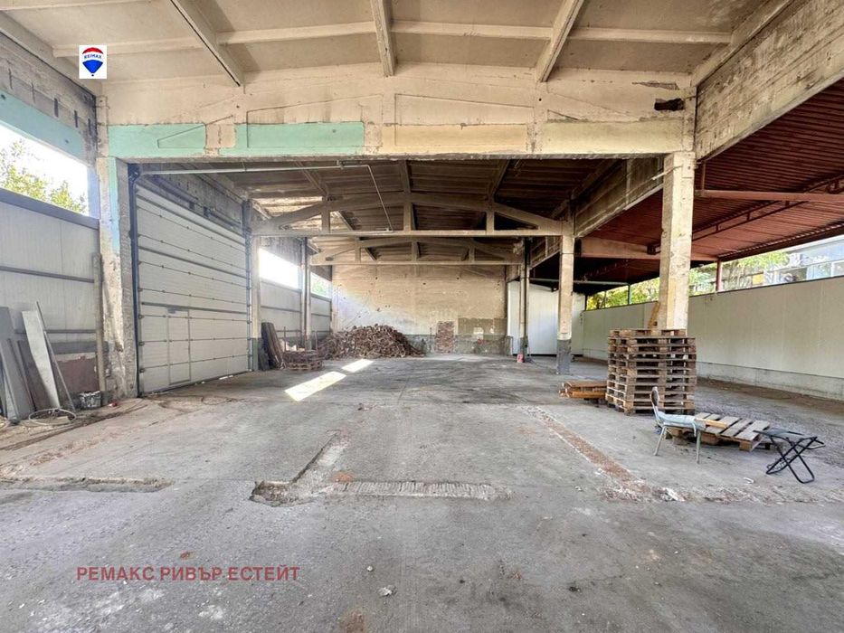 Продава се Промишлена сграда в Русе, Здравец Изток - 940 кв.м за 350 €/кв.м - Снимка #10