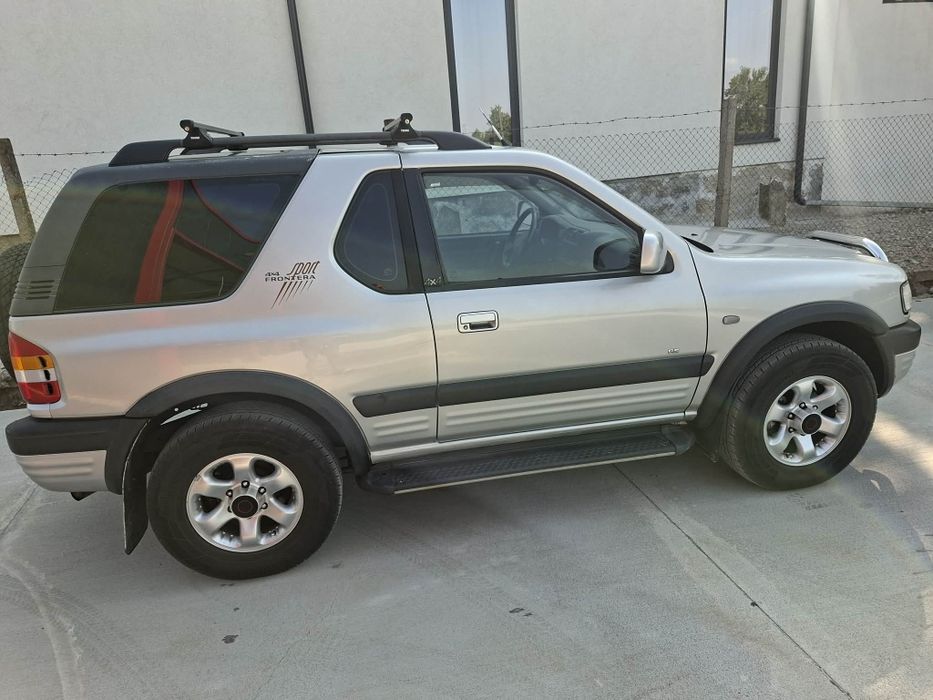 Opel Frontera 2.2