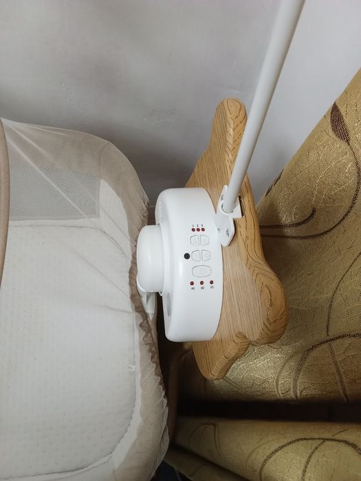 Детская люлька с мобилью