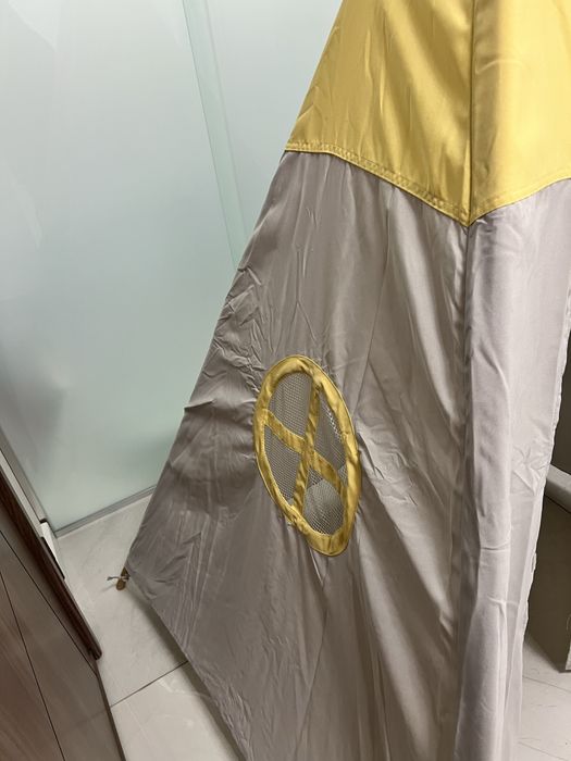 Детска палатка.