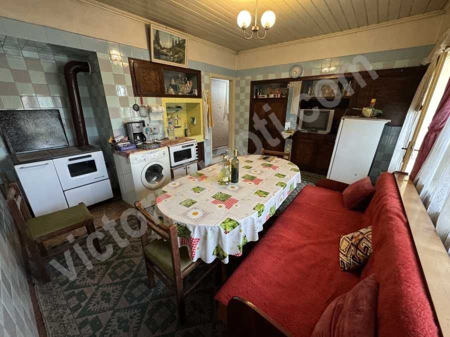 Продава се Къща в Велико Търново, Център - 200 кв.м за 263 €/кв.м - Снимка #4