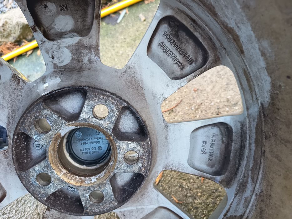 Джанти с гуми 205/65/16 5×100