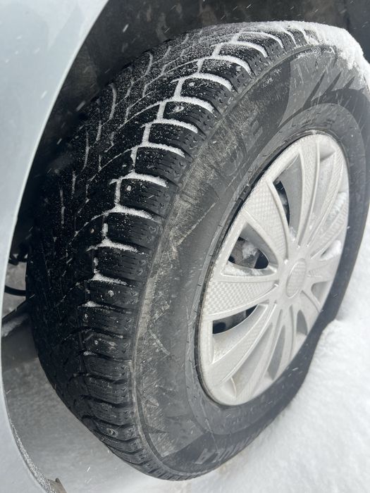 Колеса в сборе с колпаками